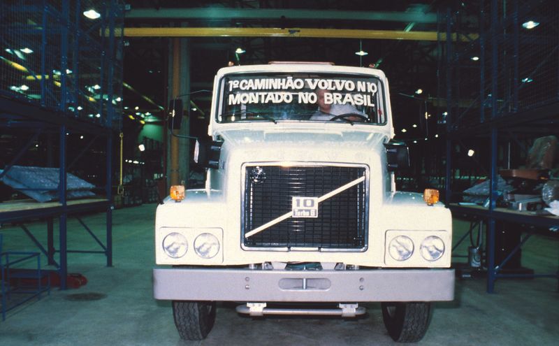 Série Volvo FH 25 anos no Brasil