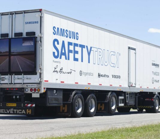 Caminhão ‘transparente’: O Safety Truck já está nas estradas