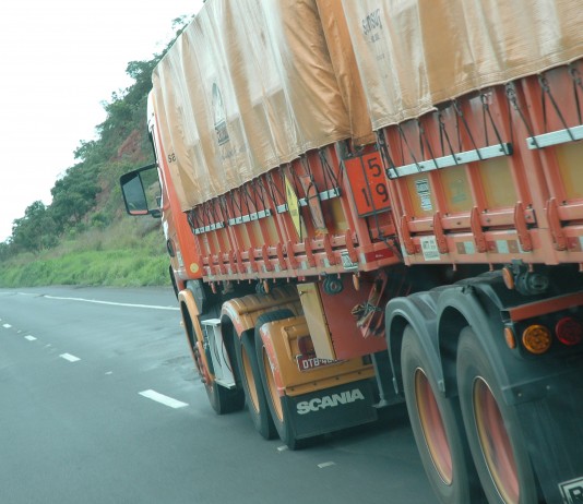 Veículos portadores de AET terão restrição de circulação no feriado de Tiradentes