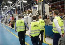 Volvo abre inscrições para visita de motoristas na fábrica