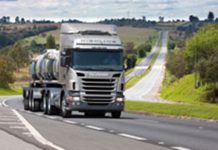 Linha 2010 da Scania destaca conforto e eficiência