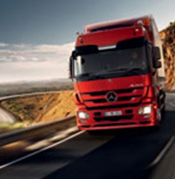 Actros estradeiro é destaque da Mercedes-Benz