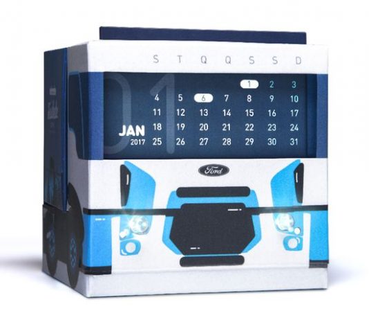 Calendário avisa a família quando o caminhoneiro volta para casa