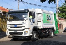 Caminhão 100% elétrico para coleta de lixo já roda no interior de São Paulo