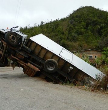 5 ações ao presenciar acidente na rodovia