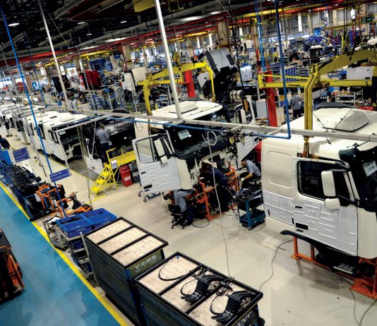 Mercado de caminhões cresce em emplacamento e produção