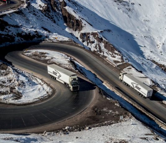 Conheça as dificuldades enfrentadas pelos motoristas na Cordilheira dos Andes