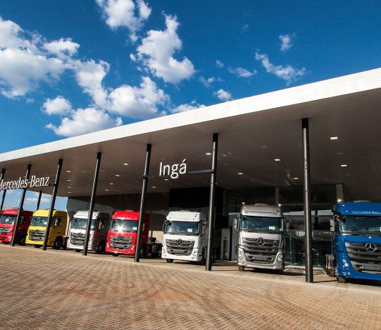 Mercedes-Benz inaugura novas instalações no Paraná e prevê crescimento de 10% nas vendas de extrapesados