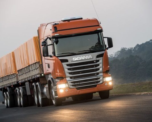 Scania estabelece meta para reduzir em 50% suas emissões de CO²