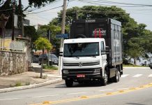 VW Delivery elétrico 6X2 conclui fase piloto de testes com Ambev