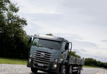 Volkswagen reforça linha de semipesados 8×2