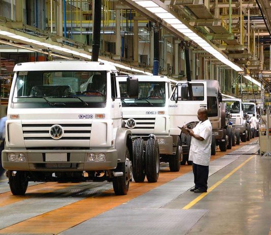 Volkswagen encerra produção de caminhões com cabine Worker