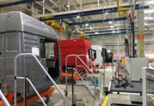 Produção e vendas de caminhões caem em agosto produção e venda de caminhões