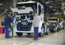 Volvo acelera produção de caminhões semipesados