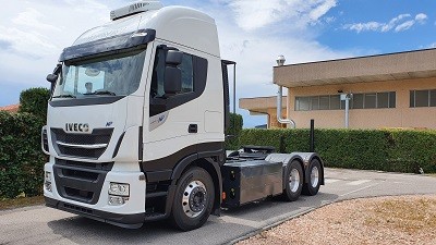 100stralis NP a gas 1 1