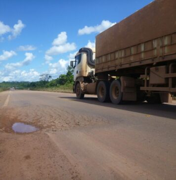 Condições de trabalho dos caminhoneiros provocam desânimo na profissão condicoes de trabalho dos caminhoneiros
