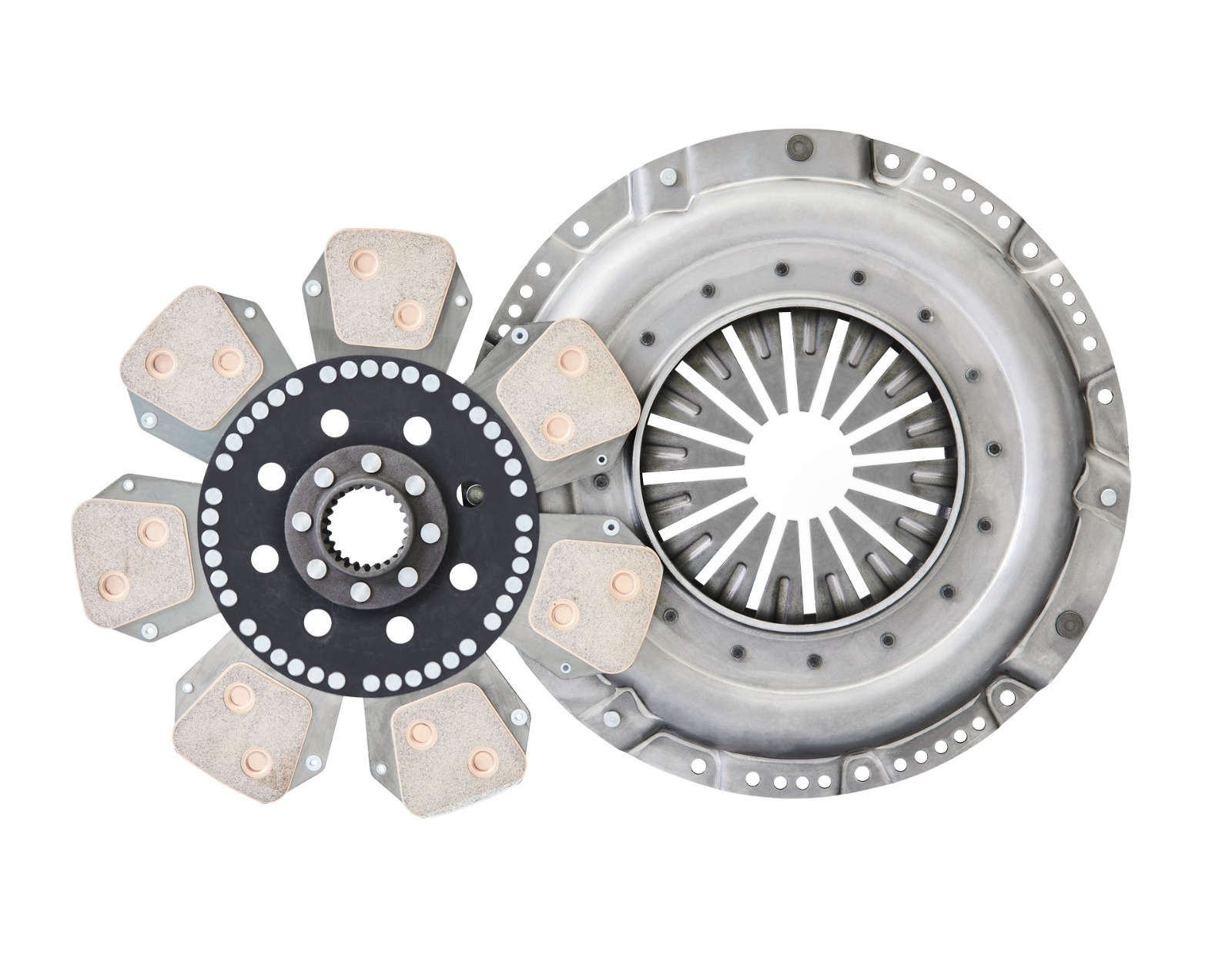ZF amplia atuação no aftermarket agrícola e de construção zf embreagem